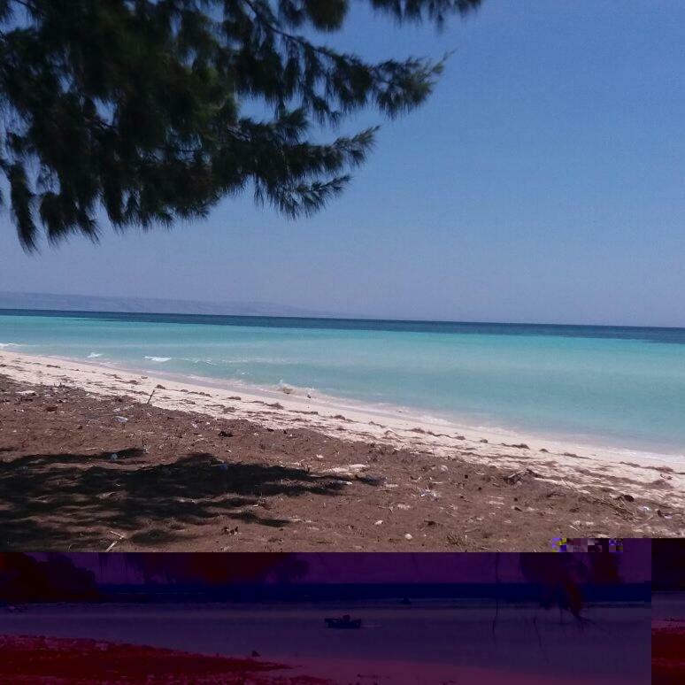 Wera Beach Kadumbul Exterior photo